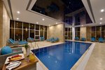 Piscina interioara