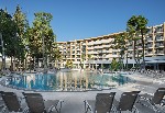 Hotel cu piscina