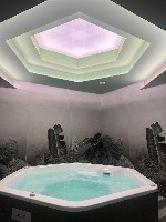 Jacuzzi