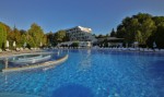 Piscină