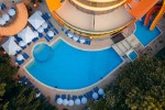 Piscină
