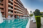 Piscină