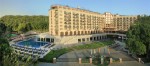 Hotel cu piscină