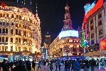 Centrul orasului Shanghai noaptea 