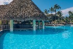 Bar langa piscina 