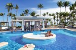Bar langa piscina 