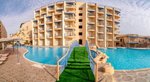 Hotel cu piscină