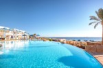 Piscină