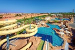 Piscina cu tobogane