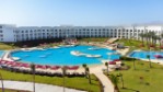 Hotel cu piscină