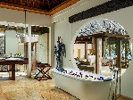 Hotel The Royal Santrian Luxury Beach Villas