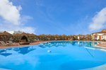 Piscină
