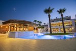 Bar langa piscina 