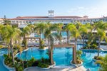 Hotel cu piscină