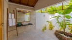 Bungalow - baie deschisă