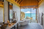 Hotel Emerald Faarufushi Resort & Spa