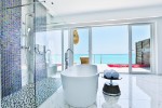 Hotel Emerald Maldives Resort And Spa