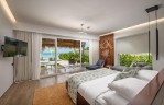 Hotel Emerald Maldives Resort And Spa