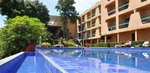Hotel cu piscină