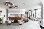 Lobby bar