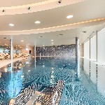 Piscină interioară