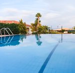 Piscină