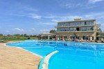 Hotel Laguna Holiday Resort