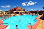 Hotel cu piscină
