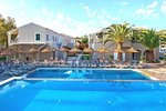 Hotel cu piscină