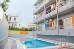 Hotel cu piscină