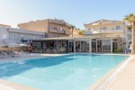 Piscină
