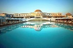 Hotel cu piscină