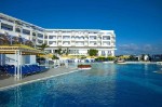 Hotel cu piscină