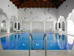Piscina interioara