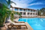 Hotel cu piscină