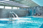 Piscină interioară