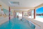 Piscina interioara