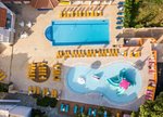 Piscină pentru copii ?i piscină activă