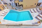 Piscină