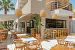 Bar cu locuri în aer liber