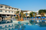 Hotel cu piscină