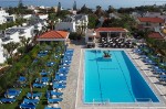 Piscină