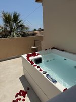 Jacuzzi