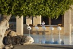 Bar langa piscina 