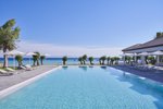 Vedere de la piscină