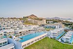 Hotel cu piscină