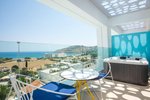 Suită executive cu jacuzzi ?i balcon