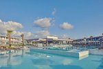 Hotel cu piscină