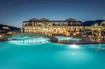 Hotel cu piscină