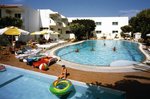 Hotel cu piscină